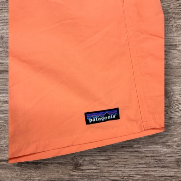 PATAGONIA BARELY BAGGIES SHORTS!! NWOT - Picture 3 of 5